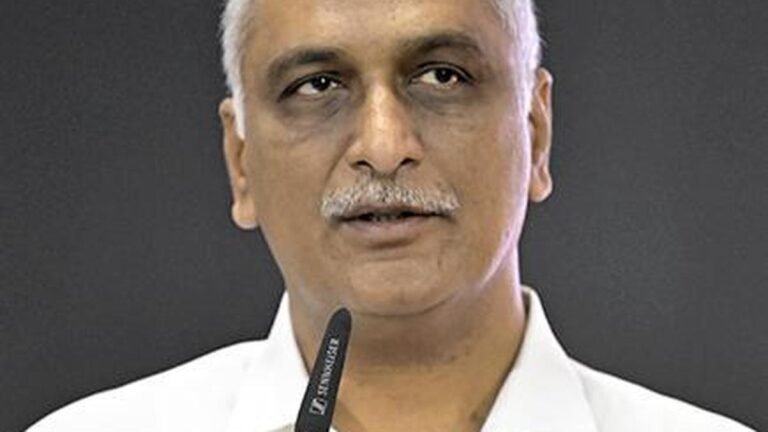 BRS accuses Congress of running full-page ads in Kerala with public money