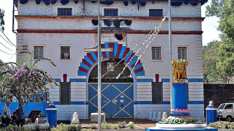 Belagavi jail guard found dead