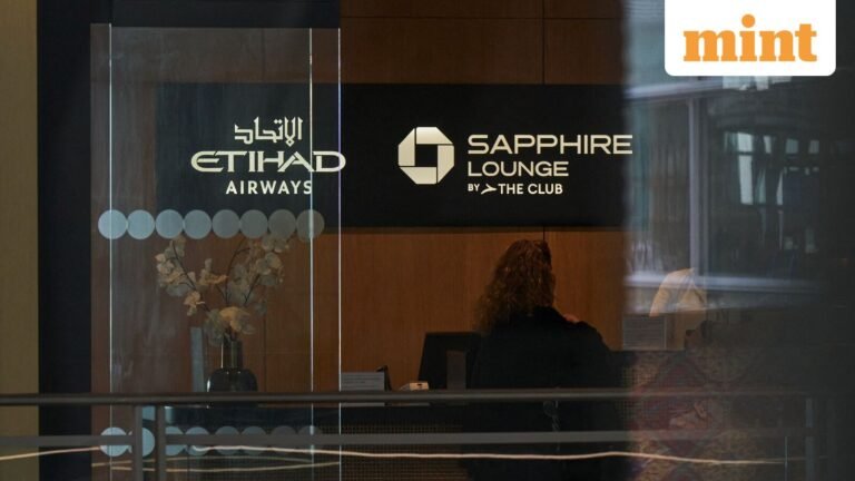 March 10 flight status in UAE, Dubai, Kuwait LIVE: Etihad Airways announces new flights from Abu Dhabi March 12 | Today’s news