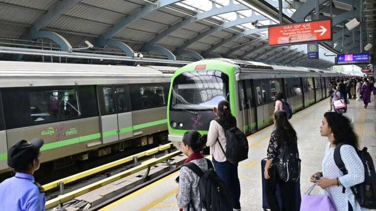 Loud singing in Bengaluru Metro: Youth passengers alighted, 14 penalized