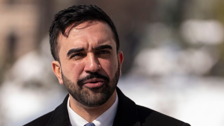 Six arrested for anti-Islam protest in New York; two people set fire to suspicious devices in front of the mayor’s official residence | Today’s news