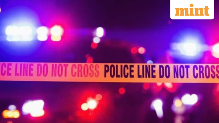 Ronald Reagan Airport’s Concourse D was evacuated after a suspicious package was discovered, authorities later gave the all clear | Today’s news