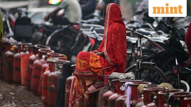 LPG cylinder price on March 20: How much is domestic and commercial gas in Delhi, Mumbai and Bengaluru today? | Today’s news