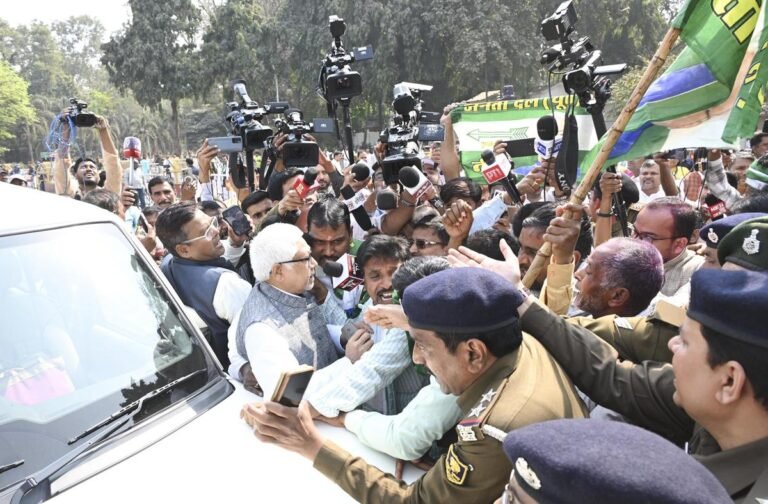 JDU supporters protest against CM Nitish Kumar’s decision to file nomination for Rajya Sabha polls