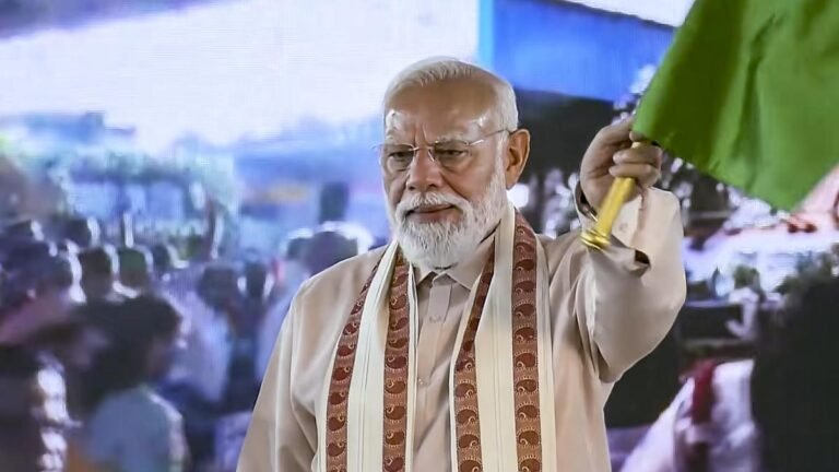 Center aims to create a developed Tamil Nadu: PM Modi