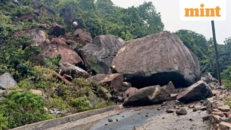 At least nine houses evacuated in Himachal’s Mandi after massive landslide following rains in region: Video | Today’s news
