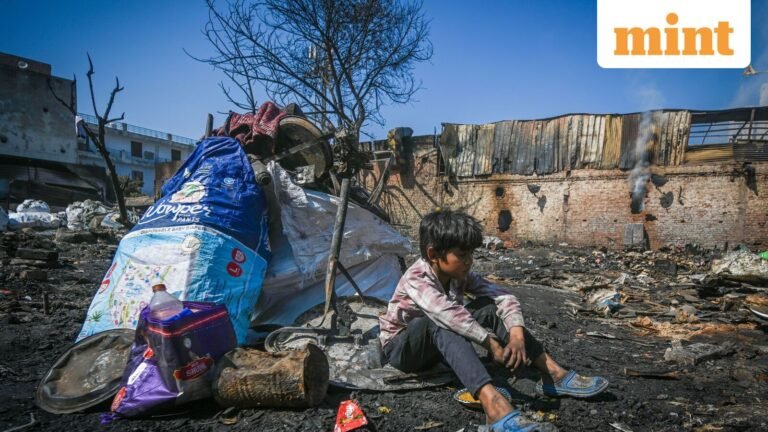Delhi inferno: 17-year-old girl burnt to death, over 100 huts gutted in Rithala fire | Today’s news