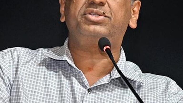 The minister defends the decision to hold university union surveys