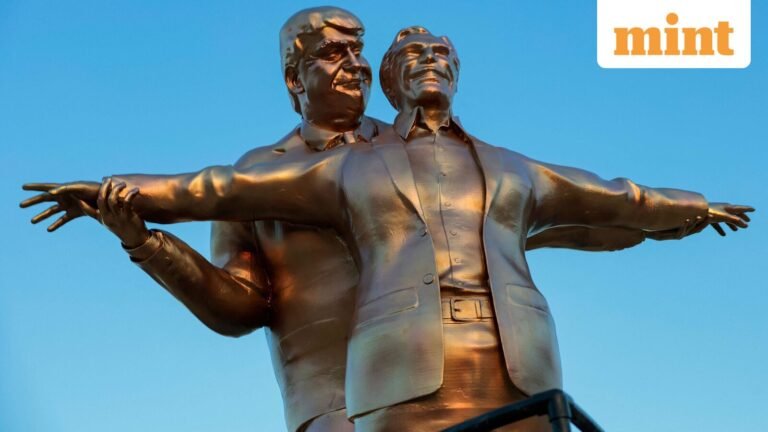 Titanic-style statue of Trump and Epstein to emerge near Capitol Hill — ‘a tragic love story…’ | Viral Video | Today’s news