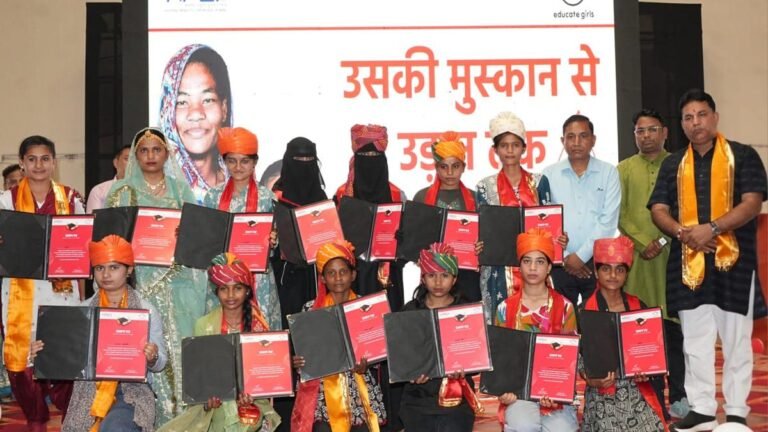 ‘Educate Girls’ felicitates Pragati students at Pali Graduation