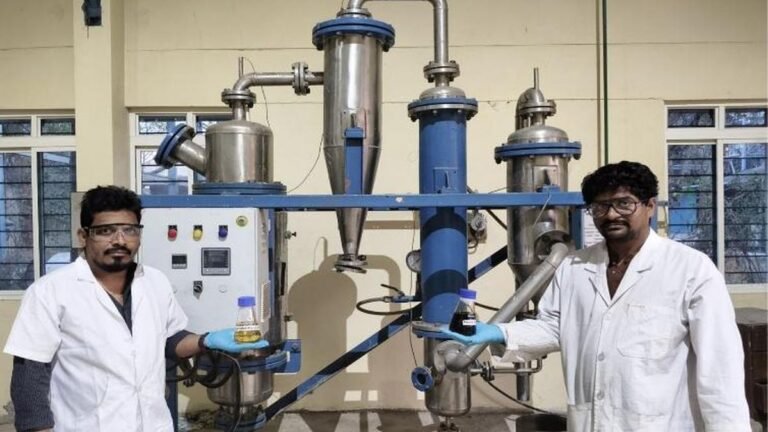 CSIR-IICT scientists are turning ‘non-recyclable’ snack wrappers into fuel, plastic and hydrogen