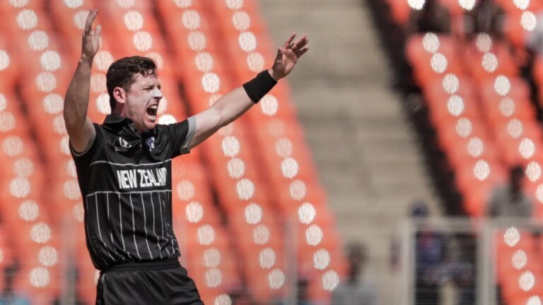 Matt Henry is a doubt for the semi-final against South Africa, suggests Mitchell Santner