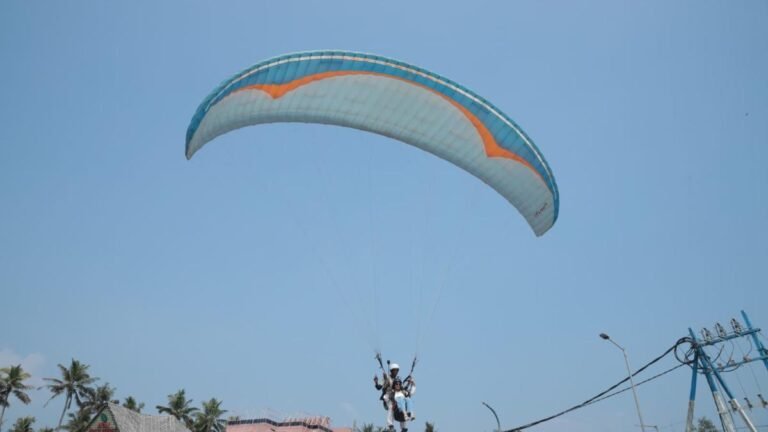 Kerala Assembly Elections 2026: Paragliding and parasailing event held in Varkala to promote voter turnout