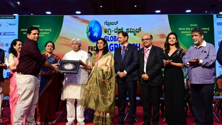 Agriculture is viable only when growers can decide on market prices, says Karnataka minister