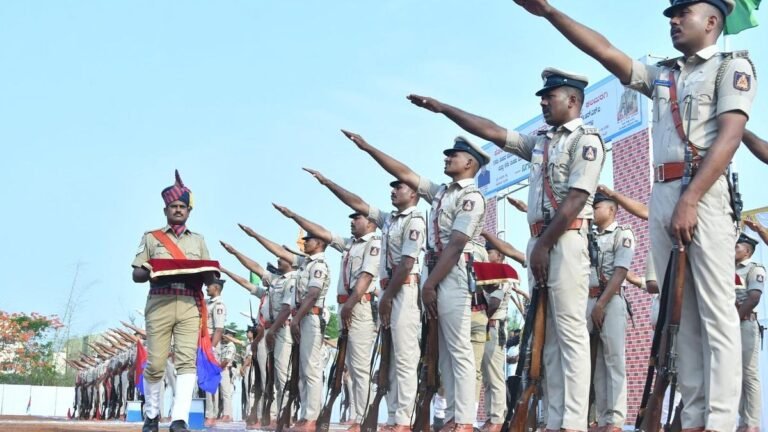 Police recruitment will resume as soon as the quota issue is resolved, the interior minister says