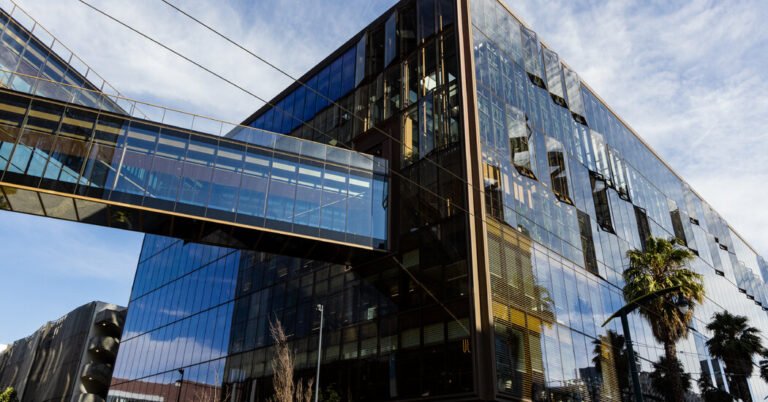 Microsoft and OpenAI release their partnership