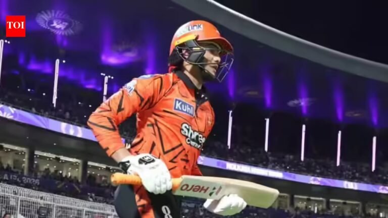 KKR vs SRH Live Score, IPL 2026: Blessing Muzarabani pocket Abhishek Sharma, Ishan Kishan in double strike – The Tech Word News