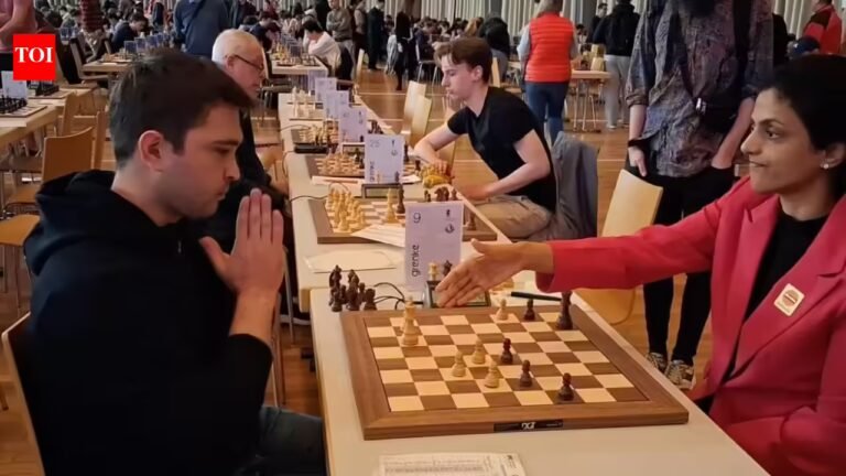 No handshake! Uzbek chess GM stuns India’s Harika Dronavali with ‘Namaste’ – Watch | Chess News – The Tech Word News