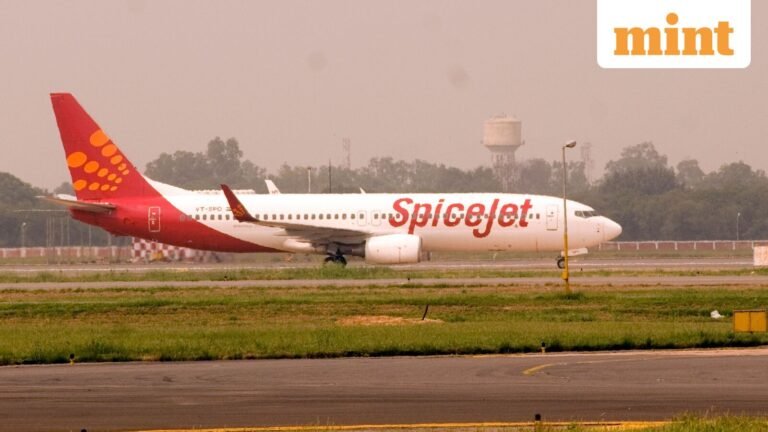 Mumbai airport experiences chaos as SpiceJet delays drag on, flights to Delhi, Bengaluru and Ahmedabad canceled | Today’s news