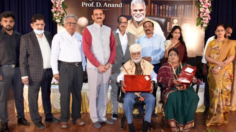 Veteran Professor D. Anand bids a warm farewell to University of Mysore