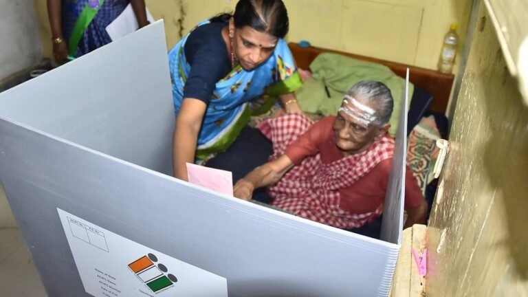 The differently-abled senior citizens cast their votes at home in Tirunelveli in Tenkasi districts