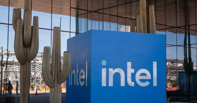 Intel’s Revenue Rises, Boosted by AI Boom