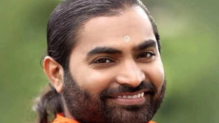 Seer Harihar Panchamasali refuses to abdicate peetha, tussle between confidants and seer escalates