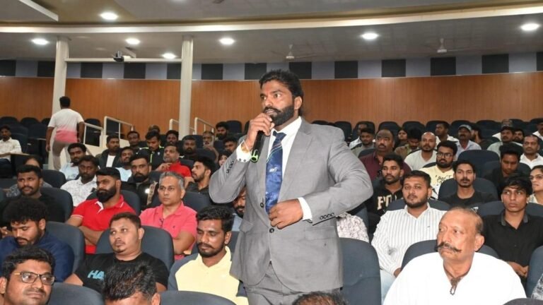 The police called a meeting of gym owners after the Love Jihad protests