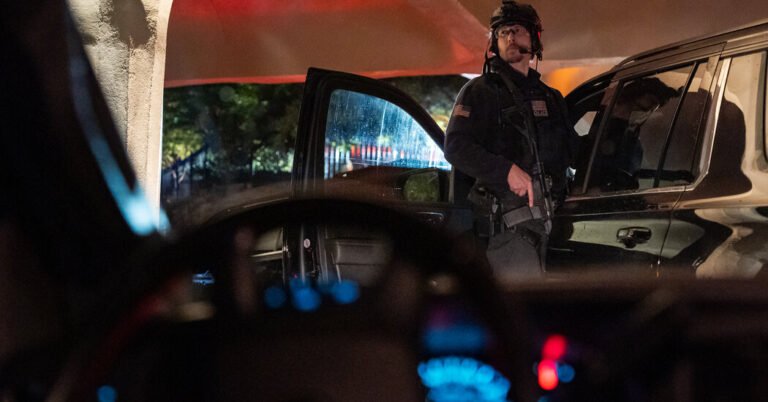 After the shooting of the correspondents, gossip and conspiracy theories swirl online