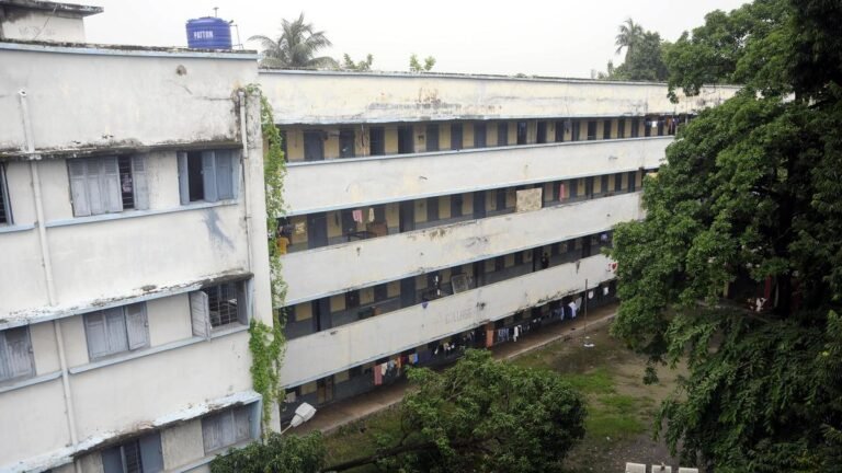 Jadavpur University Gets Global Recognition Despite Fiscal Crisis: Teachers’ Union Criticizes Prime Minister
