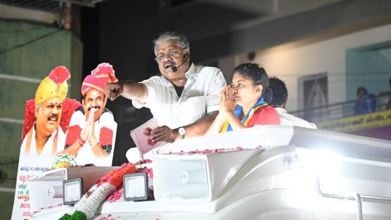 GK Vasan campaigns in Chennai seeking votes for NDA candidates