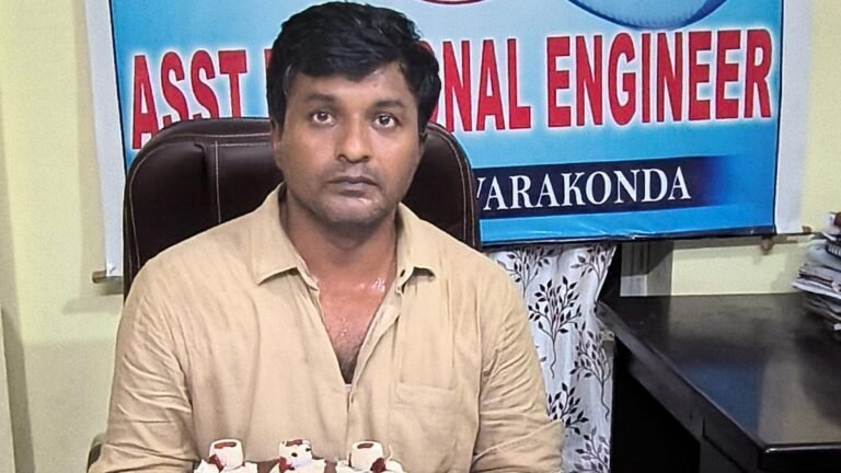 ADE caught taking ₹30,000 bribe in Nalgonda district