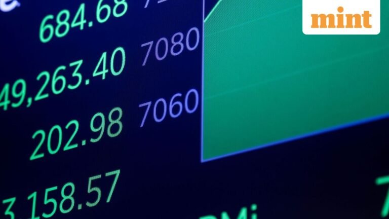 Suspicious trading patterns emerge ahead of Trump announcement, analysis finds | Today’s news