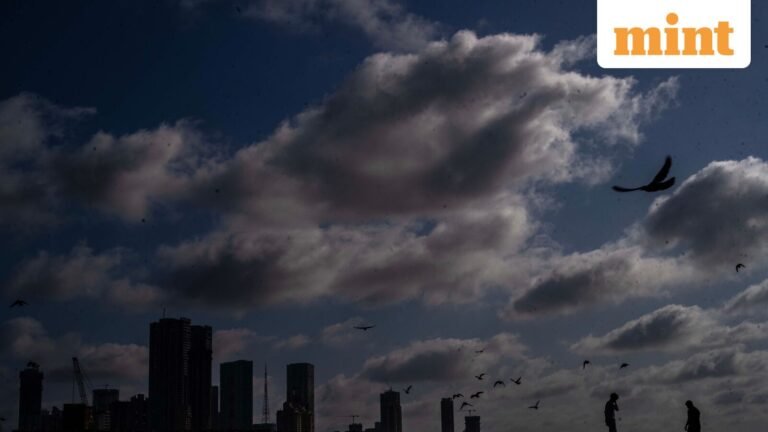 IMD issues weather warning: Delhi, Haryana to see thunderstorms with strong winds; heavy rain likely in J&K—check forecast | Today’s news