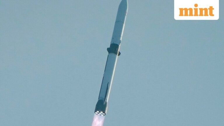 Blue Origin Boosts Space Race with New Glenn Rocket Launch with AST SpaceMobile, Competes with SpaceX | Today’s news