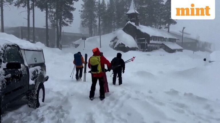 Avalanche hits Zojila pass along Srinagar-Leh highway, rescue operations launched | Today’s news