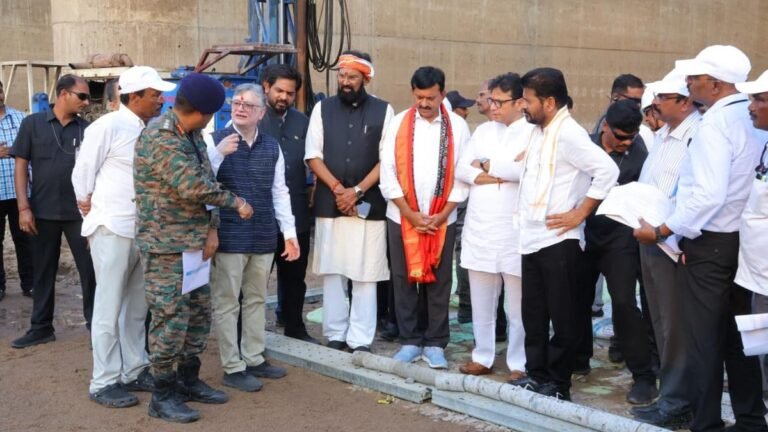 Govt. determined to bring Kaleshwaram barrages involving huge public money back into use: CM