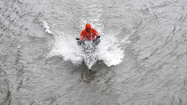 Rain continues in parts of Maharashtra; damaged crops