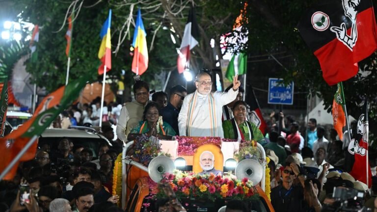 Amit Shah holds a roadshow in Mylapore, mesmerizes the crowd