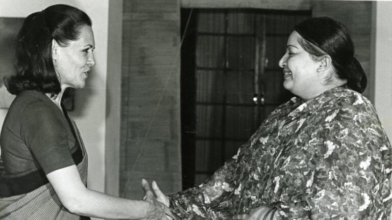 Like Vijay, Jayalalithaa missed the election campaign, ‘caught in a sea of ​​humanity’