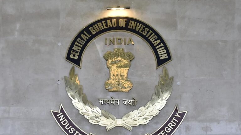 CBI arrests DGCA Deputy Director General on graft charges