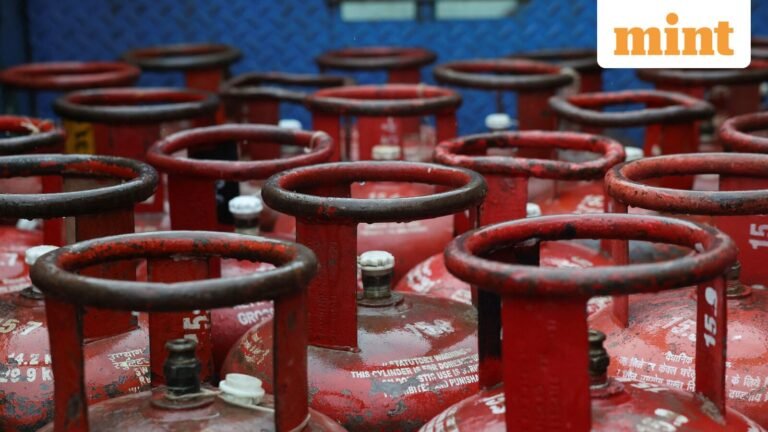 Center urges households, industries to switch from LPG to induction cookers, PNG, electric ovens as oil hits $100 | Today’s news