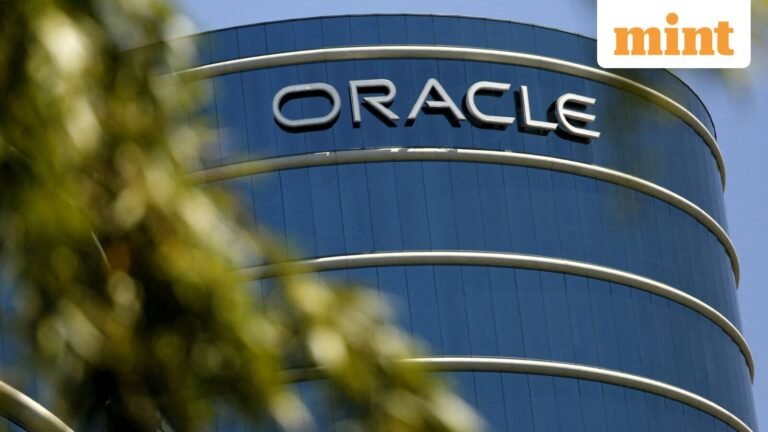 Oracle employee fired by email for 20 years; has cancer and no health insurance — “Companies are evil” | Today’s news