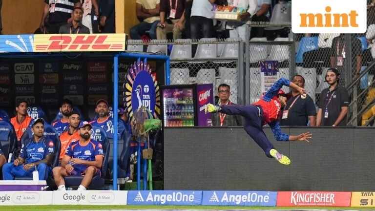Shreyas Iyer grabs the gravity baton to dismiss Hardik Pandya in MI vs PBKS, IPL 2026 | Watch Viral Video | Today’s news