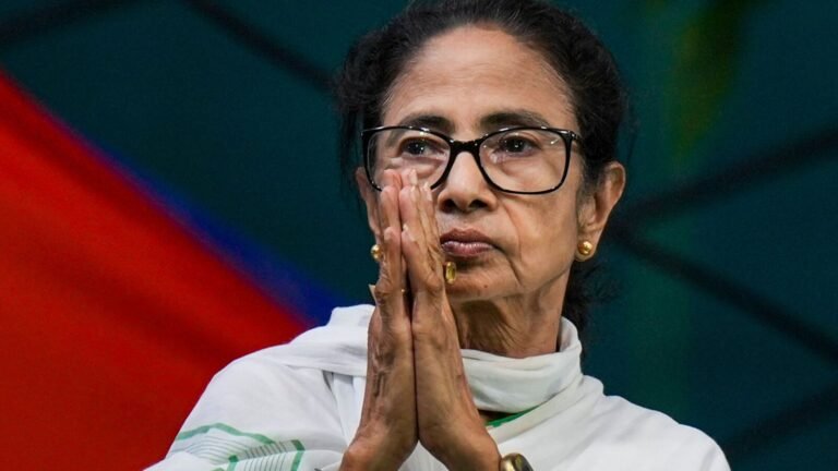 Supreme Court raps Mamata Banerjee, says she can’t threaten democracy by interfering with ED probe: “You can’t…” | Today’s news