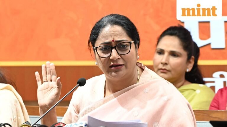 Amid IMD heatwave warning, Delhi CM inaugurates ATMs in Shalimar Bagh area | Follow | Today’s news