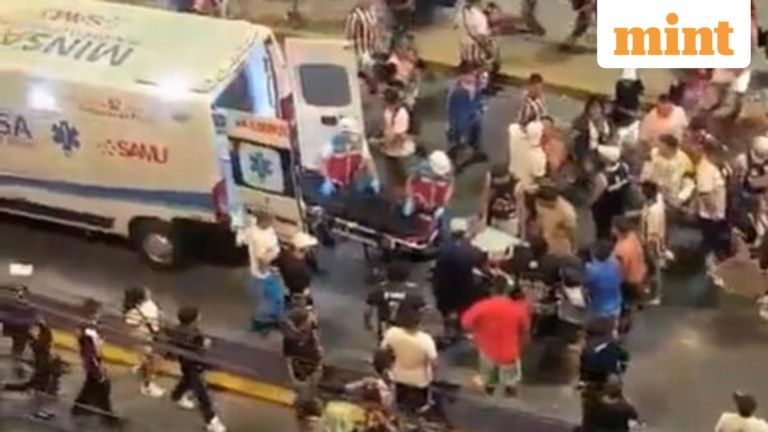 Tragedy in Peru: At least 1 dead, 60 injured in stampede at fan rally ahead of Alianza Lima vs Universitario derby | Today’s news