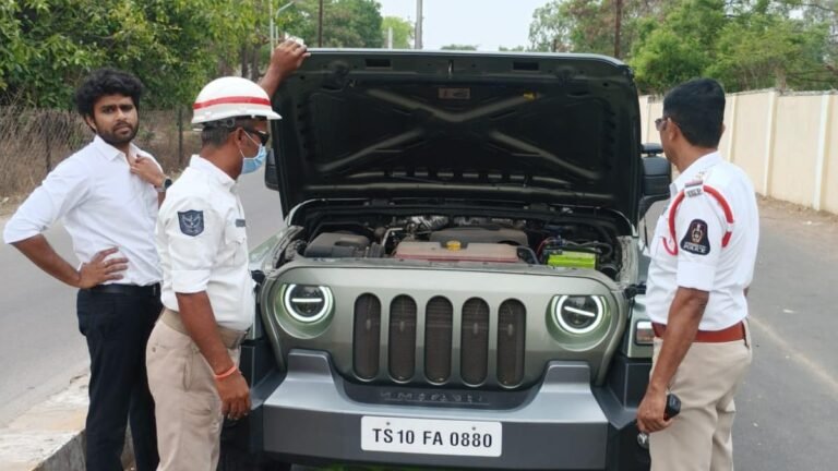 More than 1,000 motorists have booked the use of mobile phones while driving in Malkajgiri