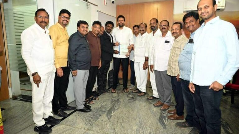 TGV Group donates ₹50 lakh for the Arya Vysya Mahasabha building