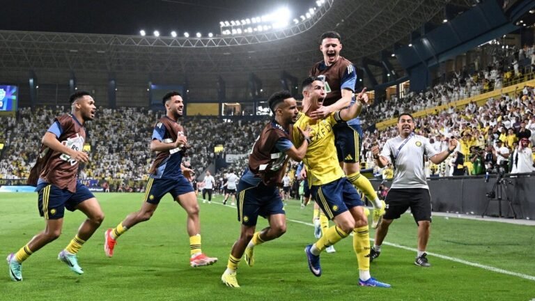 Cristiano Ronaldo’s five UCL gesture goes viral after Al Ahli fans scream for Asian titles